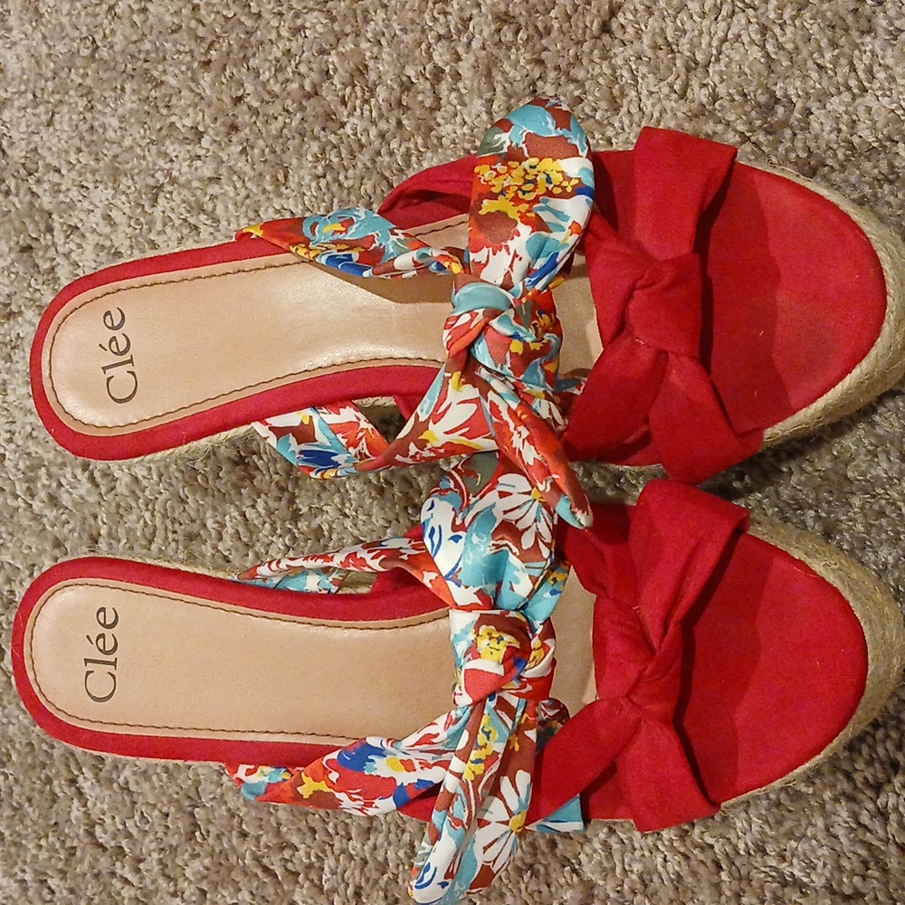 Wedges sandals.